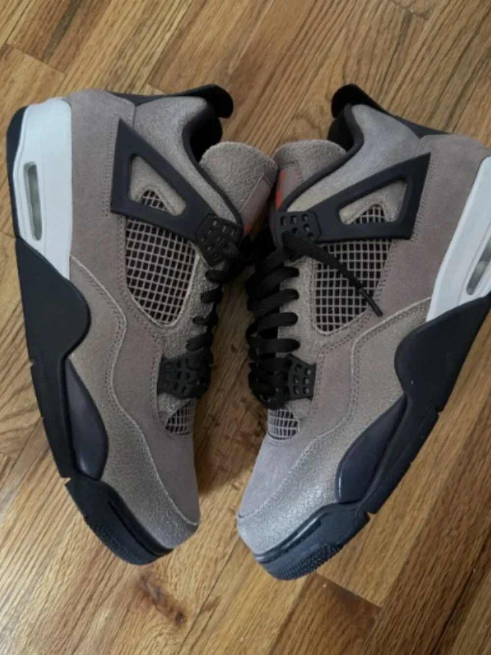 Jordan 4 Retro Mid Taupe Haze